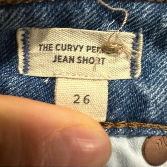 NWOT Madewell The Curvy Perfect Vintage Jean Short in Swanset Wash - Picture 7 of 7